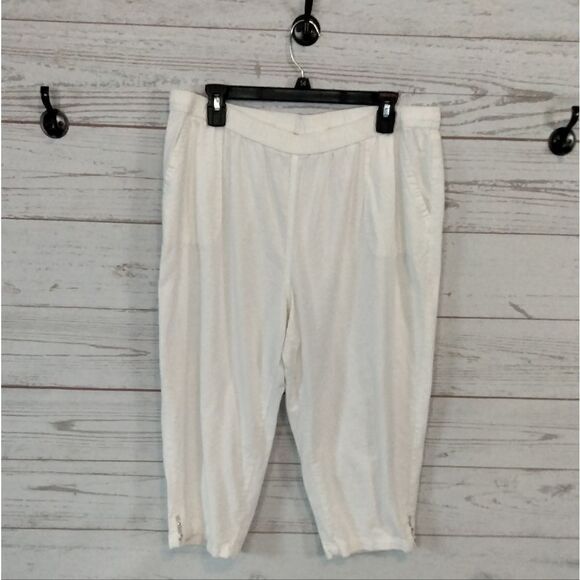 Cathy Daniels woman's Capri's - Picture 2 of 6